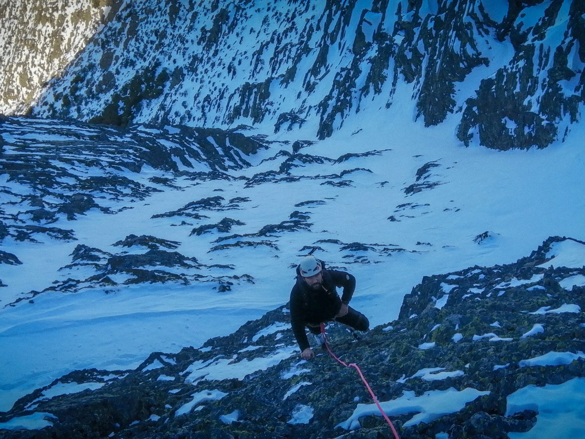 Filomena 200 m 50º M3, nueva vía en el Pico de la Cabra (Sierra del Rincón)