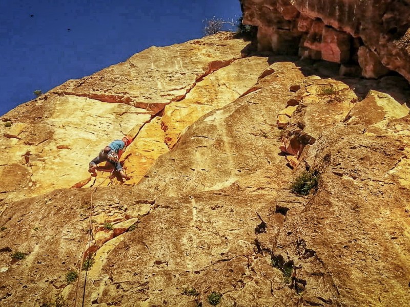 Escalada en Patones: Fisura More