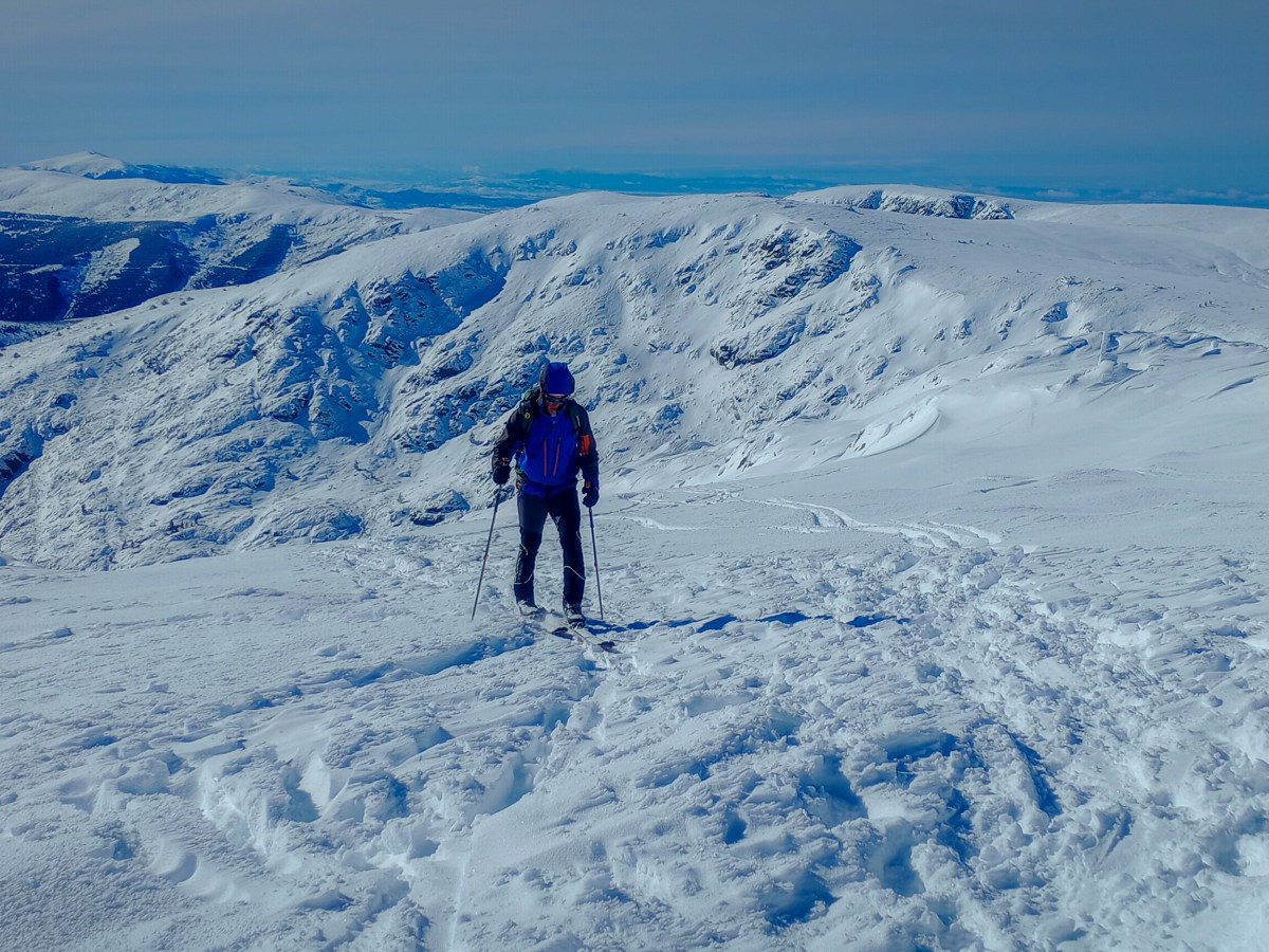 Esquiar en el Pico Nevero: Una Experiencia Inigualable