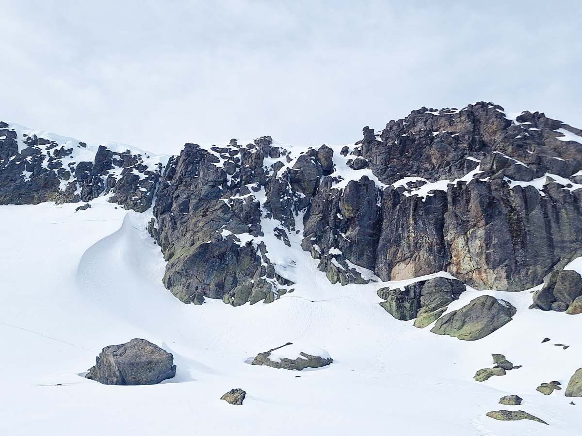 Alpinismo en Peñalara: Claveles y Risco de los Pájaros