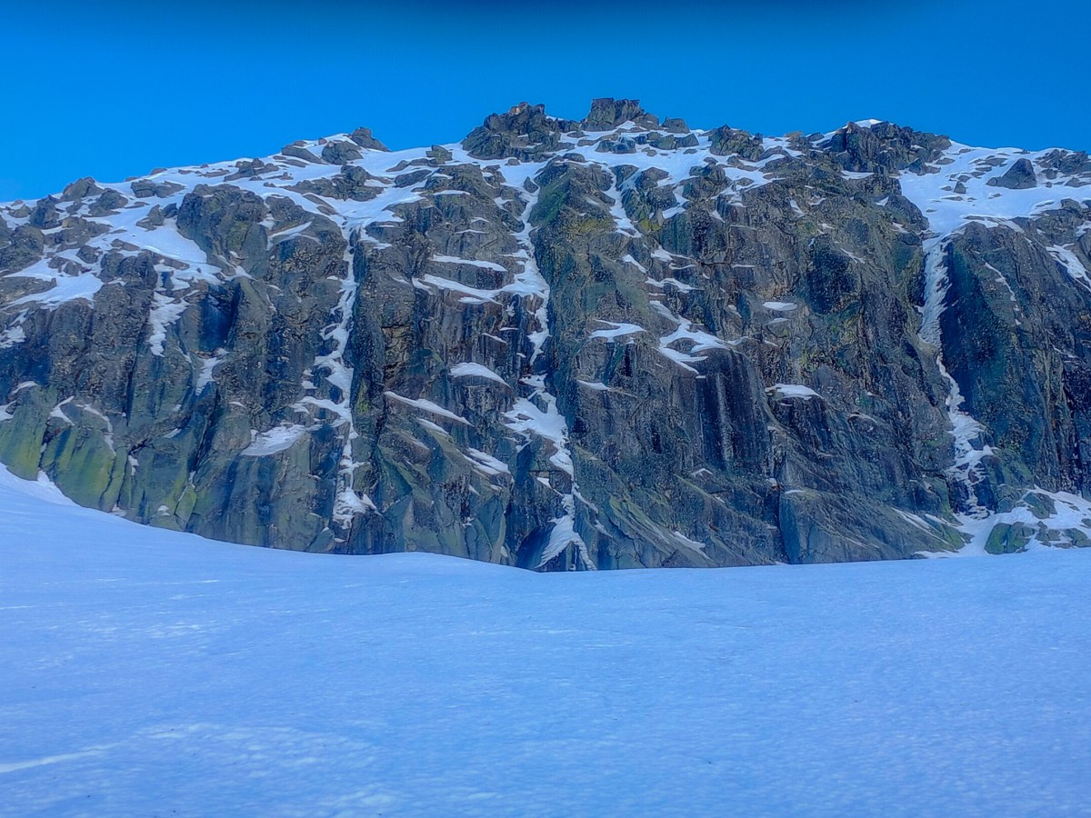 Alpinismo en el Circo de Gredos: Cara norte del Domo