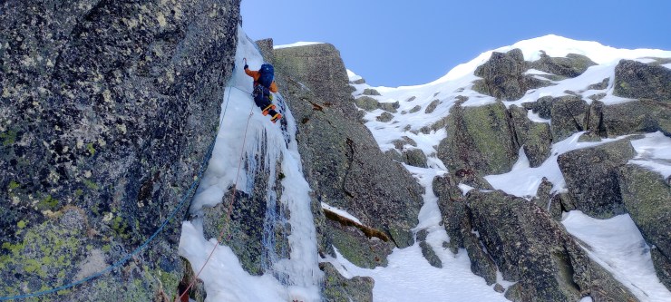 Especial alpinismo en Hoyamoros: Segundo Hermanito