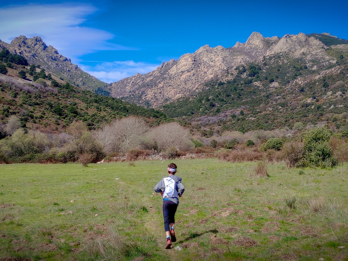 La Pared de Santillana por la vía Peñalara, corretrepa por la Pedriza
